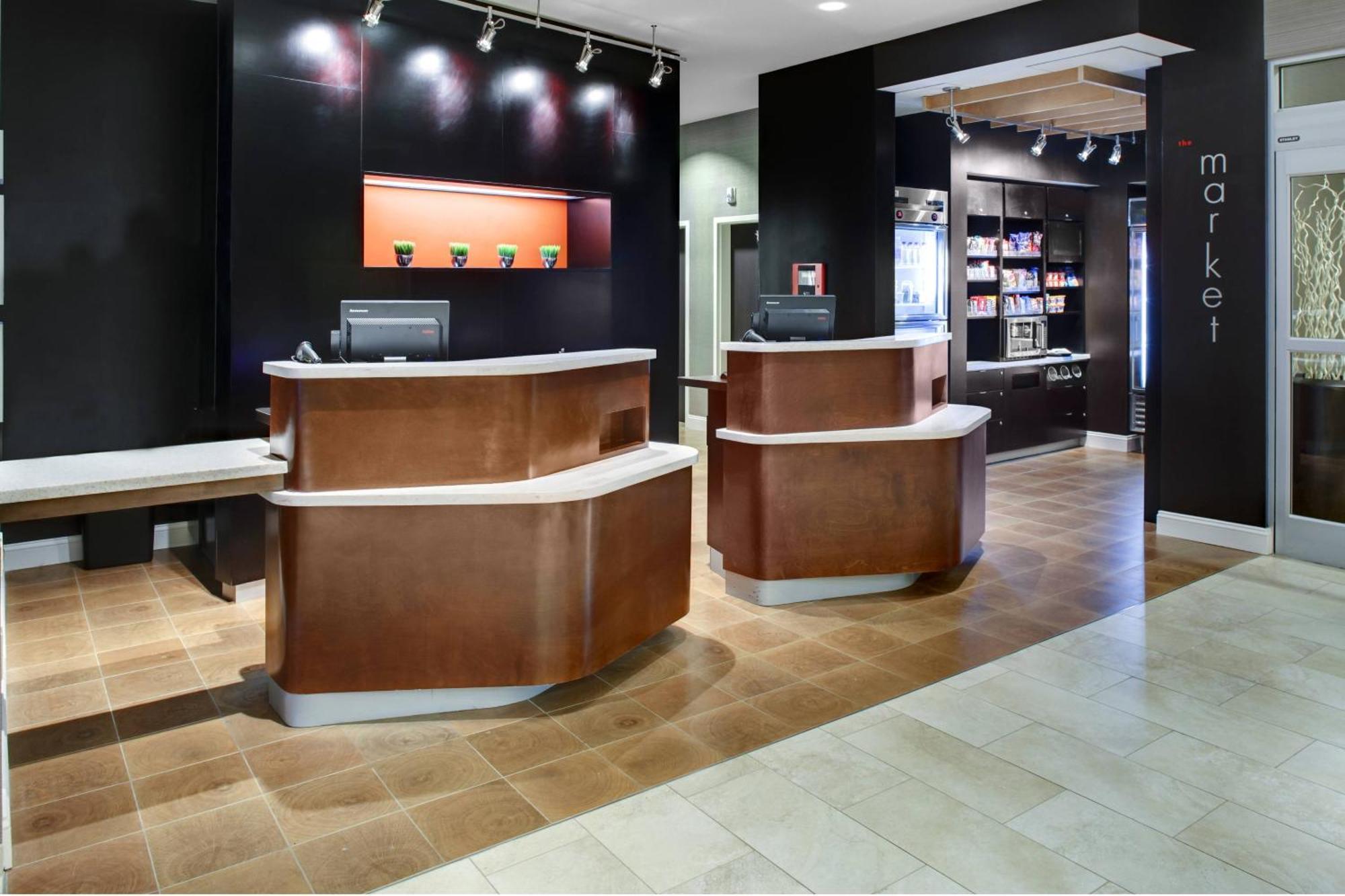 Courtyard By Marriott Boone Hotel Exterior photo